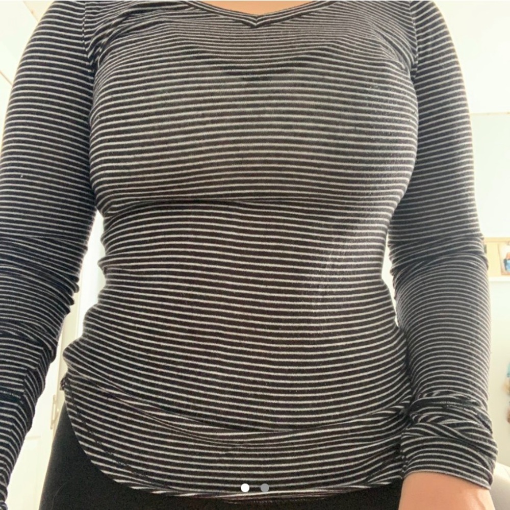 long sleeve v-neck